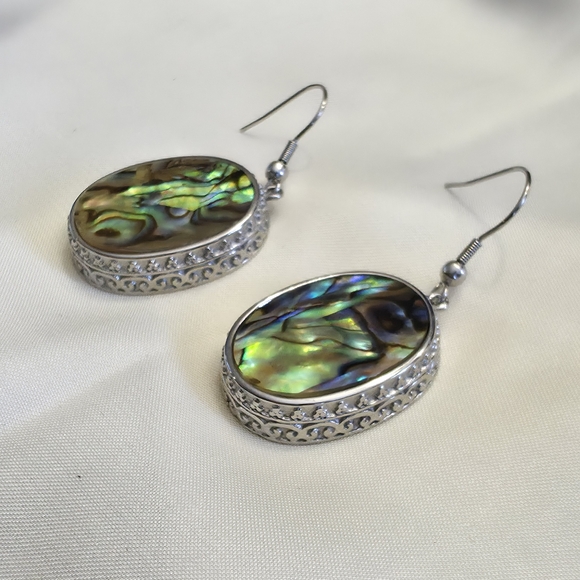 Abalone Shell Jewelry Set - Picture 2 of 8
